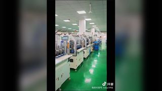 কেন আমরাই একমাত্র মোটর কোম্পানি যা আপনাকে আমাদের ওয়ার্কশপে যেতে এবং কিছু ফিল্ম করতে দেয়?